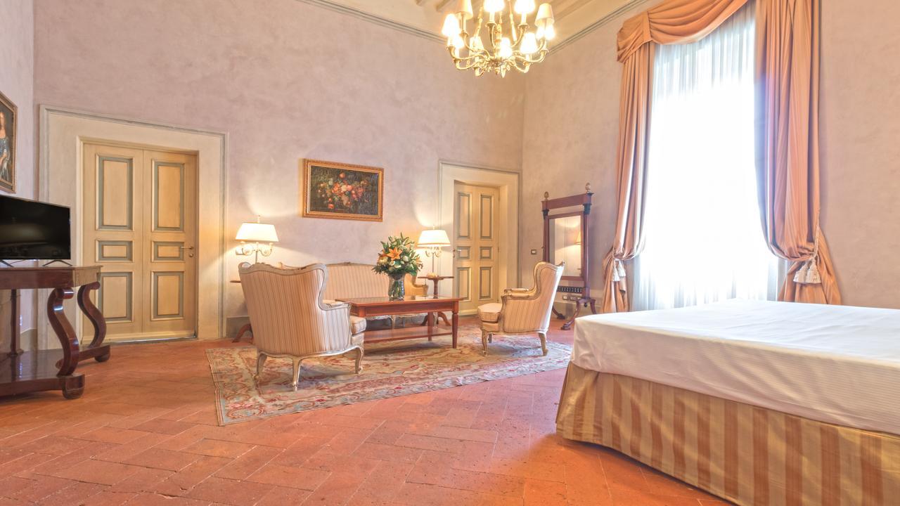 Badia Di Campoleone Villa Arezzo Bilik gambar