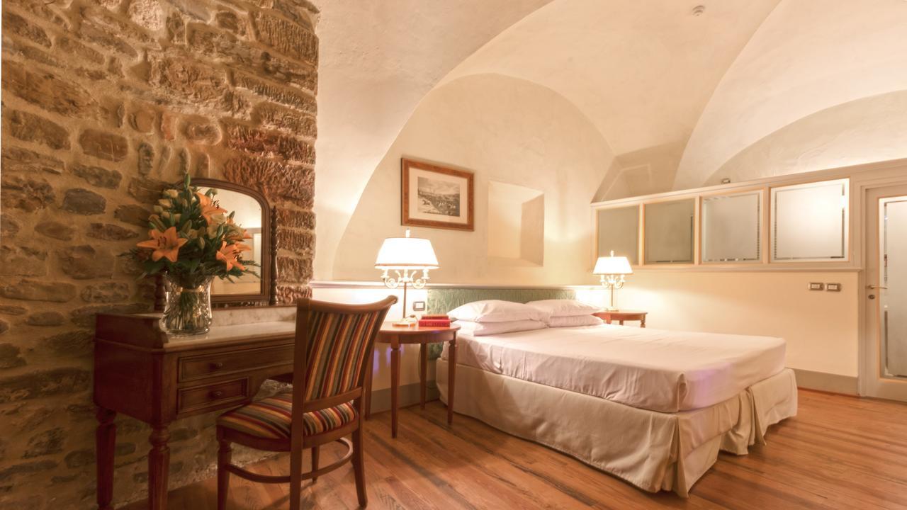Badia Di Campoleone Villa Arezzo Bilik gambar
