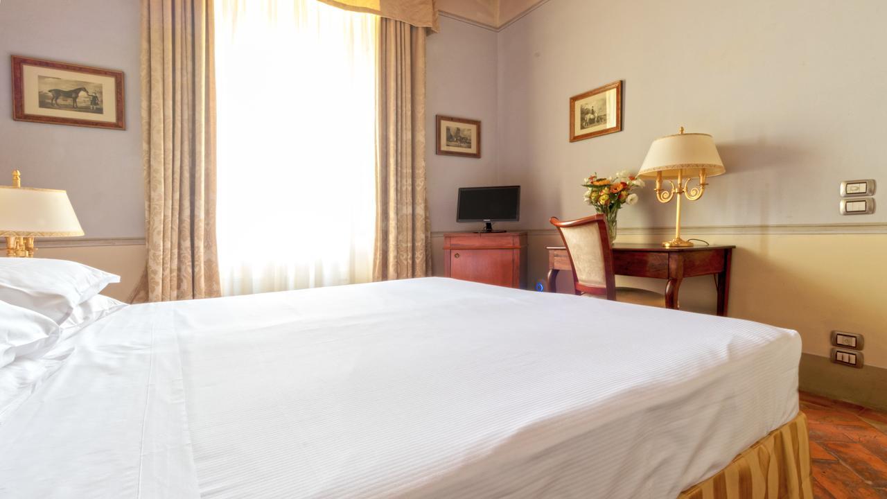 Badia Di Campoleone Villa Arezzo Bilik gambar