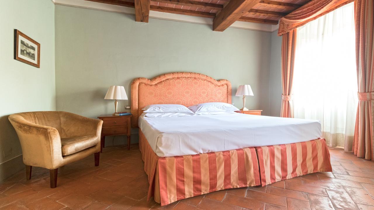 Badia Di Campoleone Villa Arezzo Bilik gambar