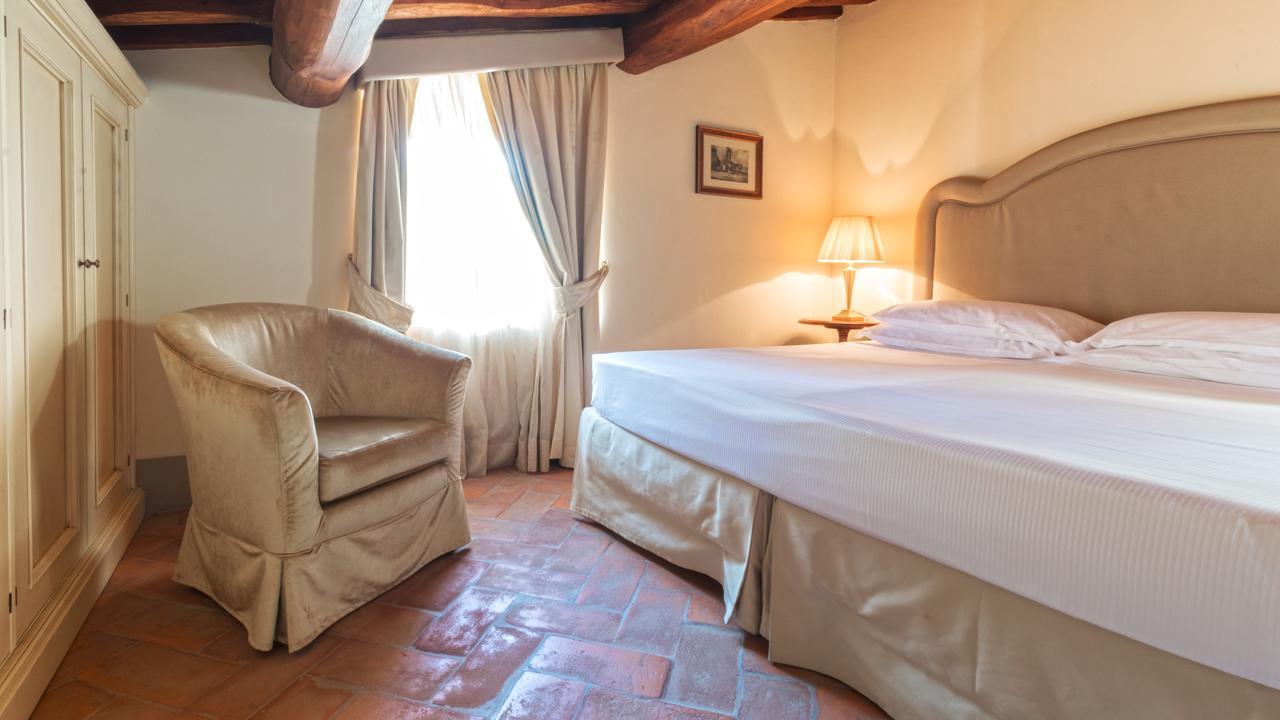 Badia Di Campoleone Villa Arezzo Bilik gambar